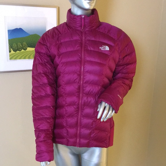 THE NORTH FACE | Women's Quince 800 Down Jacket Dramatic Plum - Picture 5 of 16